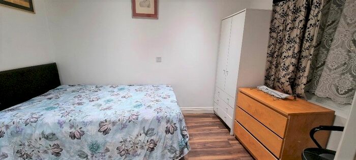 Studio To Rent In St. John's Road, Wembley, HA9