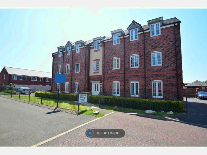 2 Bedroom Flat To Rent In Pear Tree Close, Wesham, Preston PR4