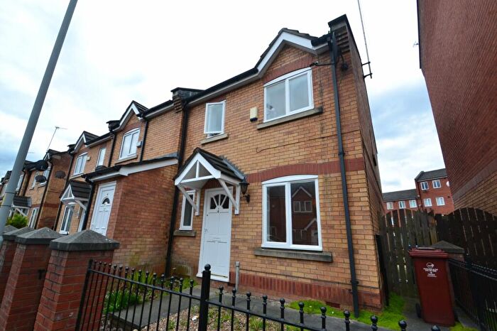 3 Bedroom Semi-Detached House To Rent In Nash Street, Hulme, Manchester., M15