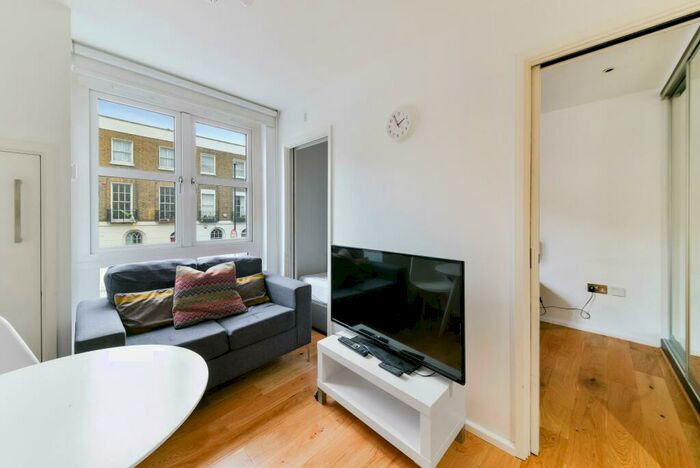 Apartment For Sale In Bruges Place, Camden, London, NW1