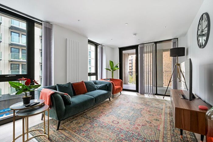 2 Bedroom Flat To Rent In Pinnacle House, Royal Wharf, London, E16