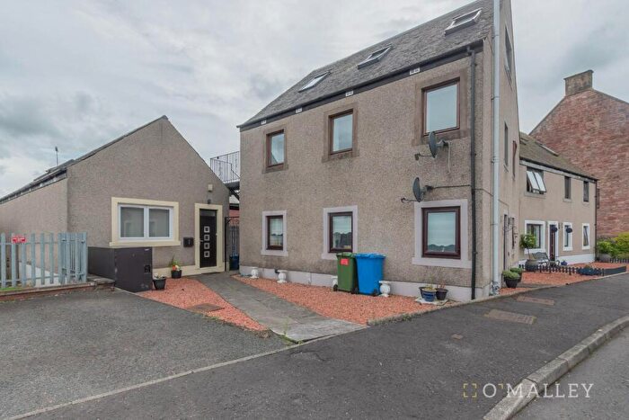 2 Bedroom Flat To Rent In Weavers Way, Tillicoultry, FK13