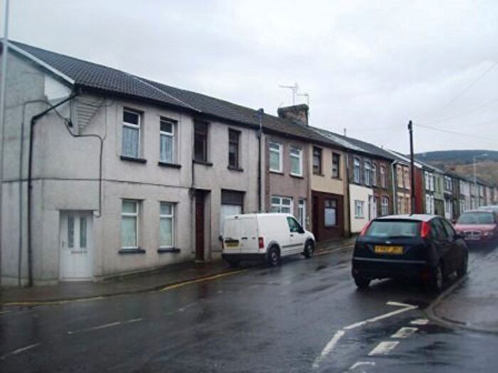 2 Bedroom Property To Rent In Court Street, Blaenclydach, Tonypandy, CF40