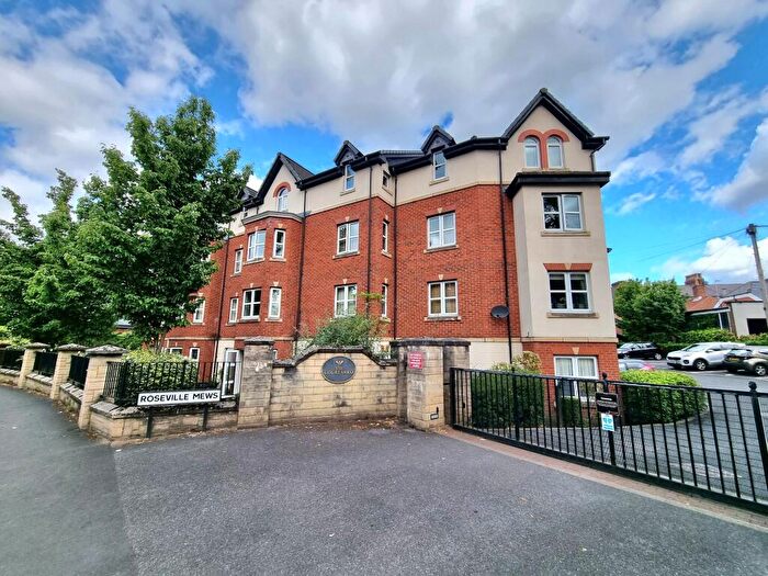 2 Bedroom Flat For Sale In Roseville Mews, The Courtyard, M33