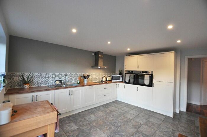 5 Bedroom Detached House For Sale In Fairview Drive, Adlington, Chorley, PR6
