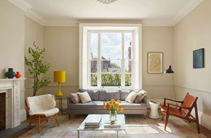 2 Bedroom Flat For Sale In Regents Park Road, Primrose Hill, London, NW1