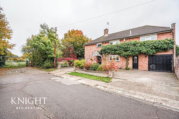 4 Bedroom Detached House For Sale In Hubert Road, Colchester, CO3