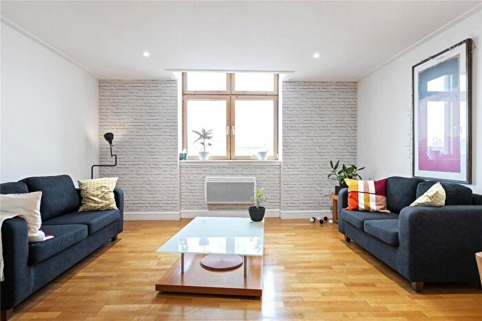 2 Bedroom Apartment For Sale In City Road, Islington, Old Street, London, EC1V