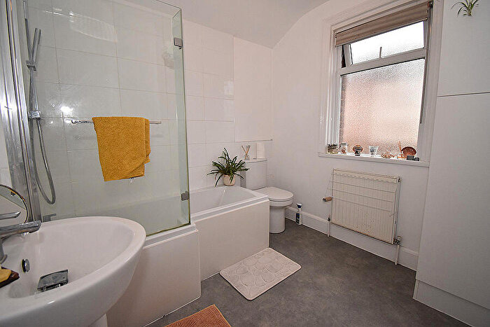 2 Bedroom Terraced House For Sale In Cotfield Street, Haven Banks, Exeter, EX2