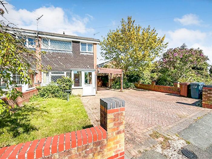 3 Bedroom End Terrace House For Sale In Hazel Grove, Oswestry, SY11