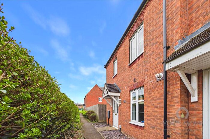 3 Bedroom End Of Terrace House For Sale In South Meadow Road, Northampton, Northamptonshire, NN5
