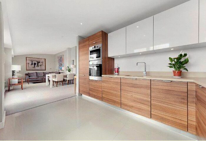 2 Bedroom Flat To Rent In Bromyard House, Bromyard Avenue, London, W3