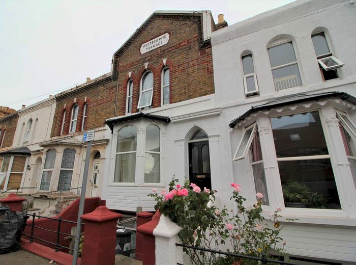 1 Bedroom Flat To Rent In South Eastern Road, Ramsgate, Kent, CT11