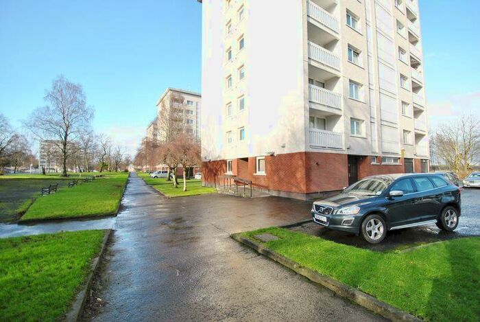 1 Bedroom Flat To Rent In St Andrews Crescent, Pollokshields, Glasgow, Lanarkshire, G41