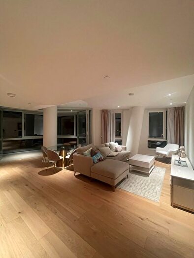 3 Bedroom Flat To Rent In Pico House, Battersea, London, SW11