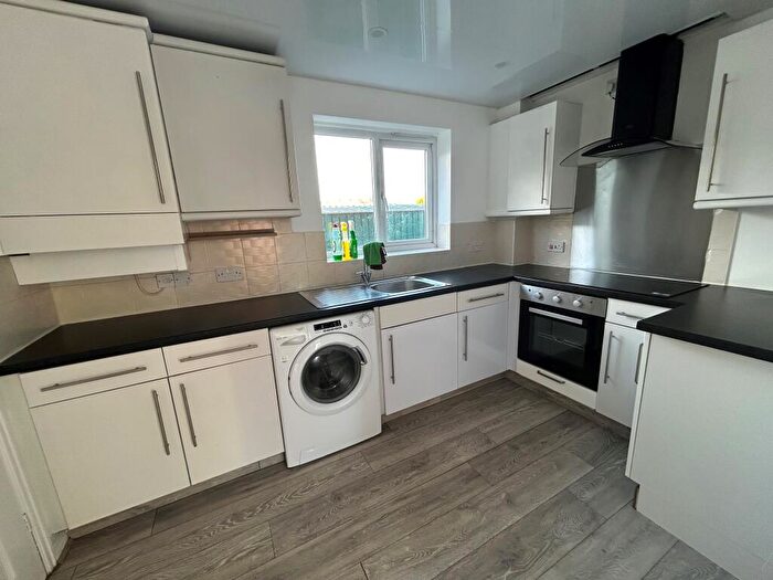 3 Bedroom Detached House To Rent In Addenbrook Drive, L24