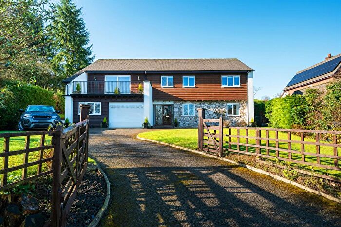 3 Bedroom Detached House For Sale In Stoneleigh, Llwyn Y Garth, Llanfyllin, SY22