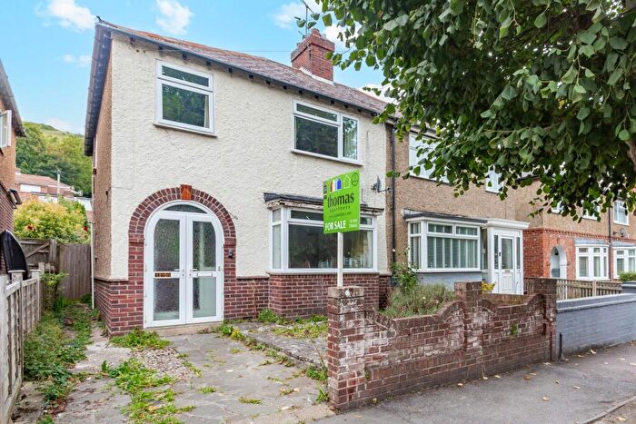 3 Bedroom Semi Detached House For Sale In Elms Vale Road, Dover, CT17