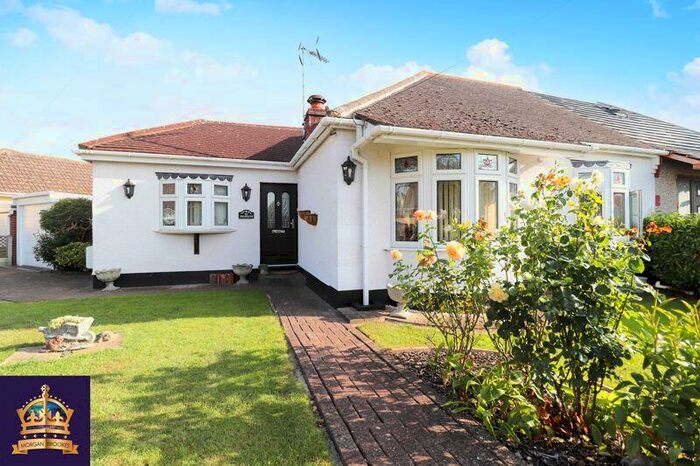 3 Bedroom Detached Bungalow To Rent In Philmead Road, Benfleet, SS7