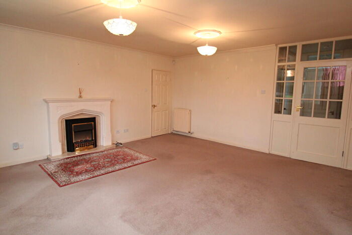2 Bedroom Apartment To Rent In Woodbourne, B15