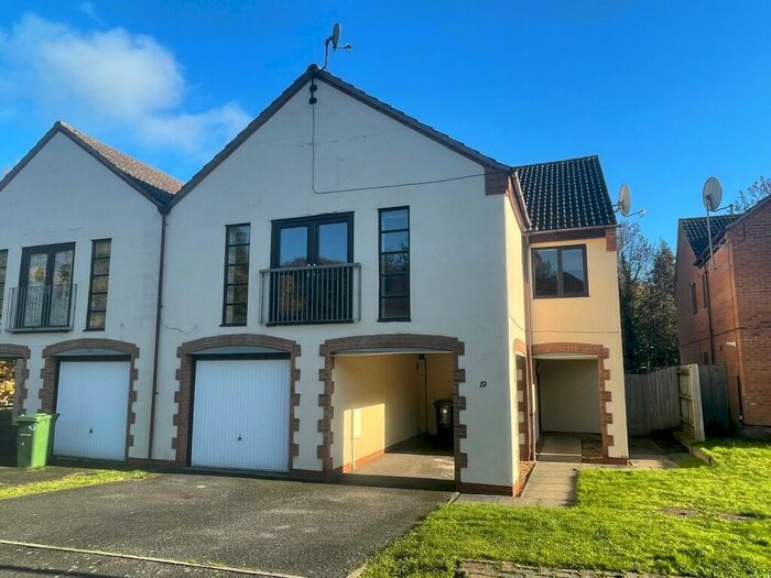 4 Bedroom Semi-Detached House To Rent In Maine Street, Thetford, Norfolk, IP24