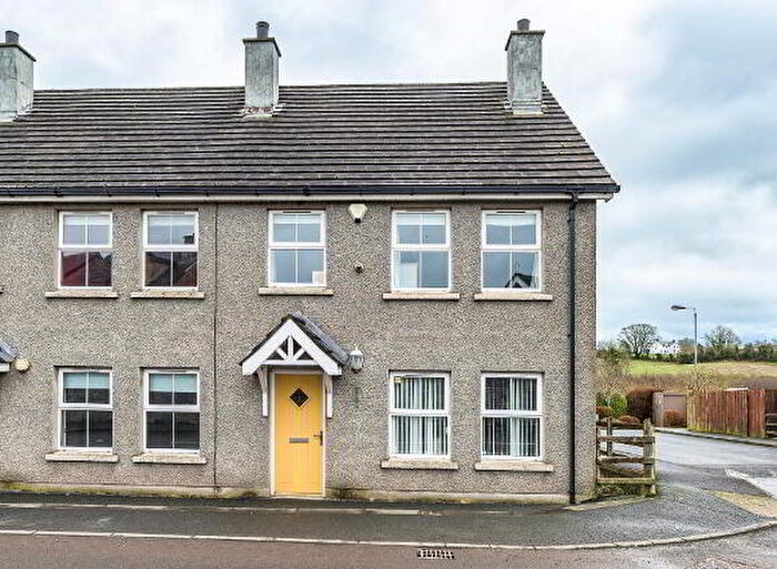 3 Bedroom End TownHouse For Sale In Lockkeepers Lodge, Aghalee, BT67