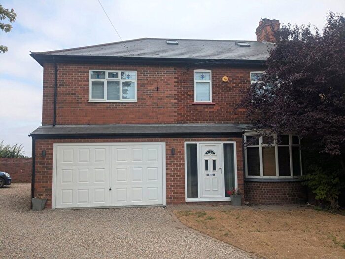 6 Bedroom Semi-Detached House To Rent In Thirsk Road, Yarm, TS15