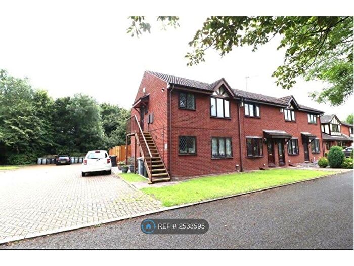 2 Bedroom Flat To Rent In Firbeck Gardens, Crewe, CW2