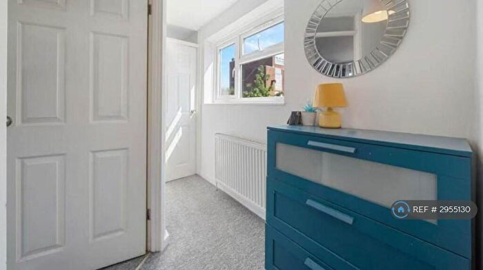 5 Bedroom Terraced House To Rent In Russell Road, London, E16