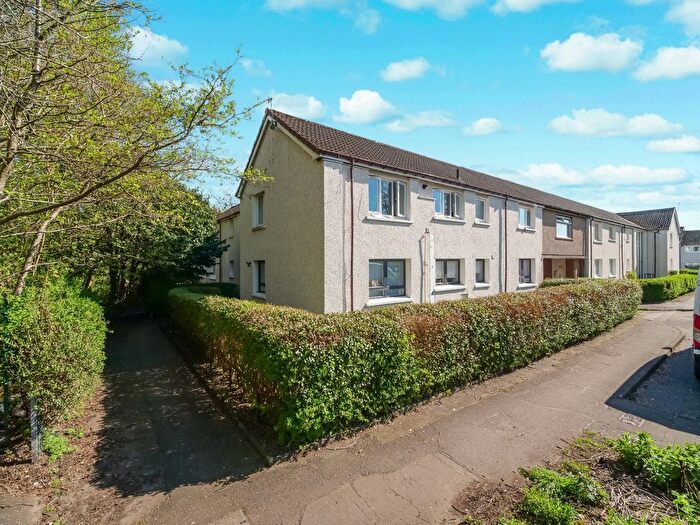 2 Bedroom Flat For Sale In Paterson Avenue, North Ayrshire, Irvine, KA12