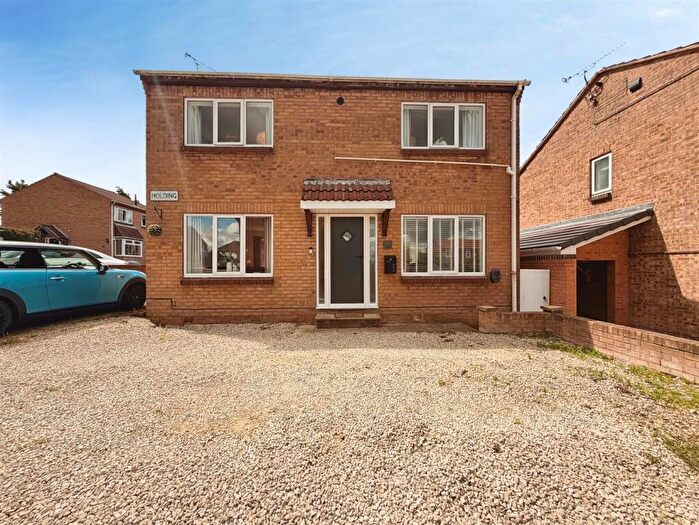3 Bedroom Detached House For Sale In Holding, Worksop, S81