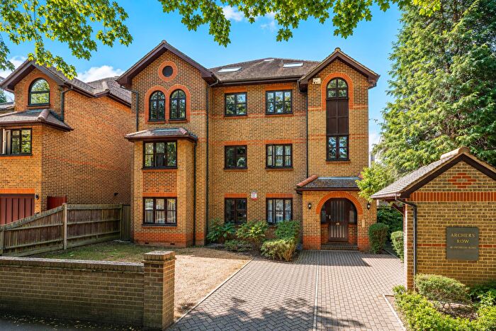 2 Bedroom Apartment For Sale In Overton Road, Sutton, SM2