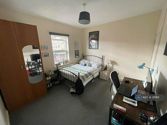 3 Bedroom End Of Terrace House To Rent In Oxford Road, Reading, RG30