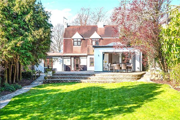 4 Bedroom Detached House For Sale In Fir Tree Road, Banstead, Surrey, SM7