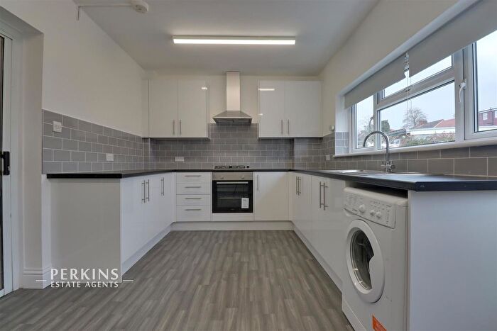 3 Bedroom Property To Rent In Cedar Grove, Southall, UB1