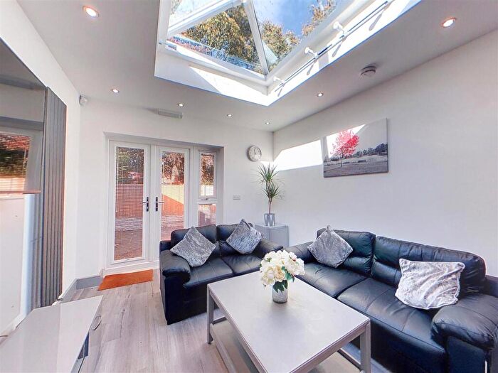 6 Bedroom Property To Rent In Teignmouth Road, Birmingham, West Midlands, B29