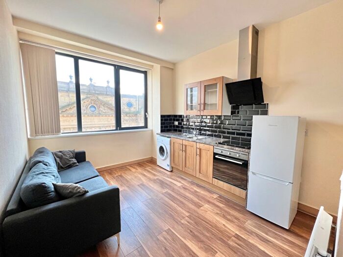 1 Bedroom Property To Rent In Southgate House, Halifax, HX1