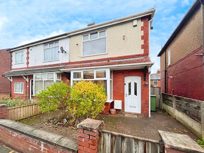 2 Bedroom Semi Detached House For Sale In Crompton Avenue, Breightmet, BL2