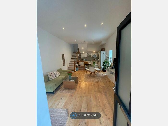 3 Bedroom End Of Terrace House To Rent In Shore Road, London, E9