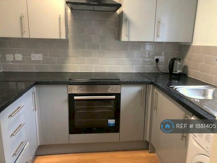 1 Bedroom Flat To Rent In Gladstone Street, Glasgow, G4