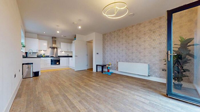 2 Bedroom Flat To Rent In Calla Court Tranquil Lane, Harrow, HA2