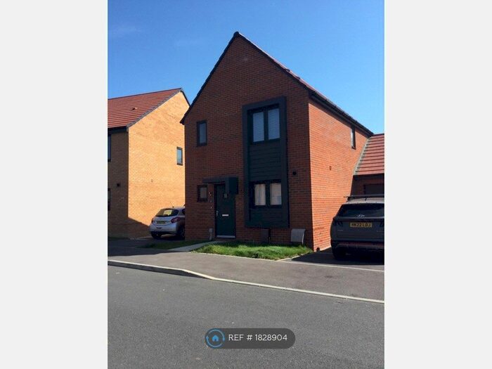 3 Bedroom Detached House To Rent In Drayton, Portsmouth, PO6