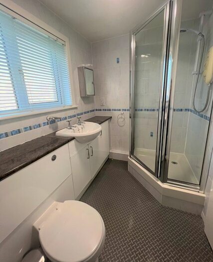 2 Bedroom End Of Terrace House To Rent In Weaver Place, Bathgate, EH48