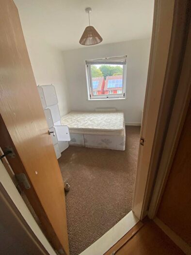 2 Bedroom Flat To Rent In Priory Court, Pershore Road, B5