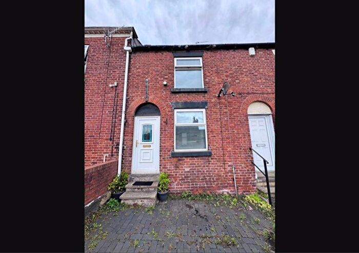 2 Bedroom Terraced House To Rent In Rood Hill, Congleton, CW12