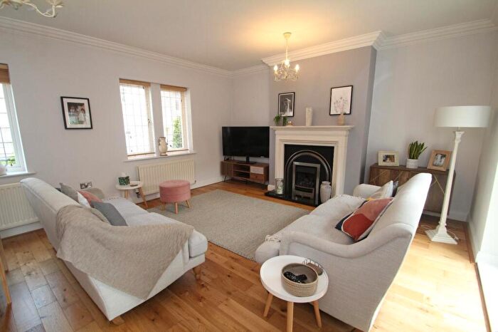 5 Bedroom House To Rent In Micklethwaite Steps, Wetherby, West Yorkshire, LS22