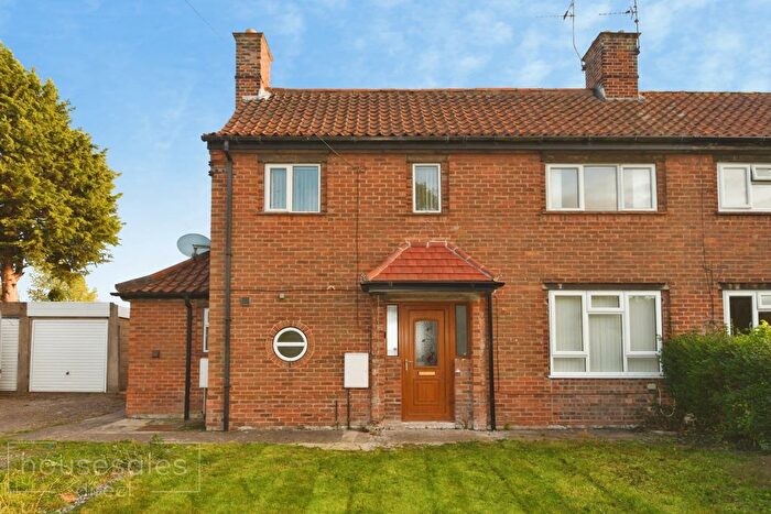 3 Bedroom Semi-Detached House For Sale In Stow Park Road Stow, Lincoln, LN1