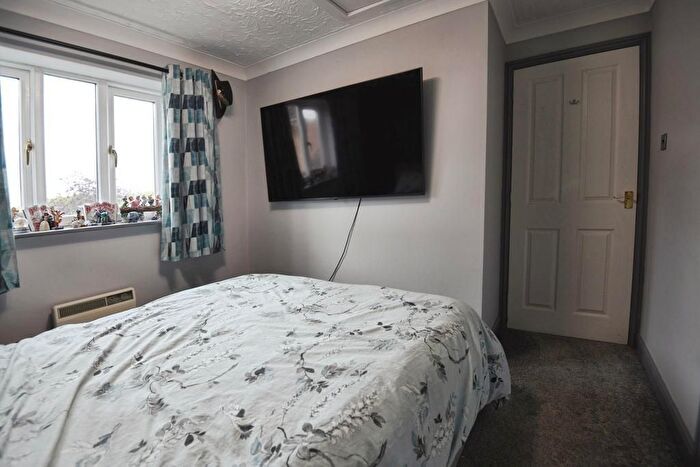 3 Bedroom End Of Terrace House For Sale In Aylmer Drive, Tilney St Lawrence, PE34