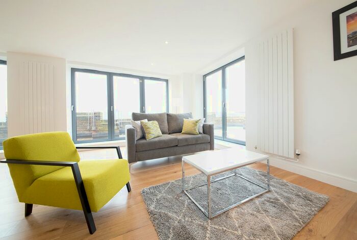 2 Bedroom Flat To Rent In Riverdale House, Molesworth Street, Lewisham, London, SE13