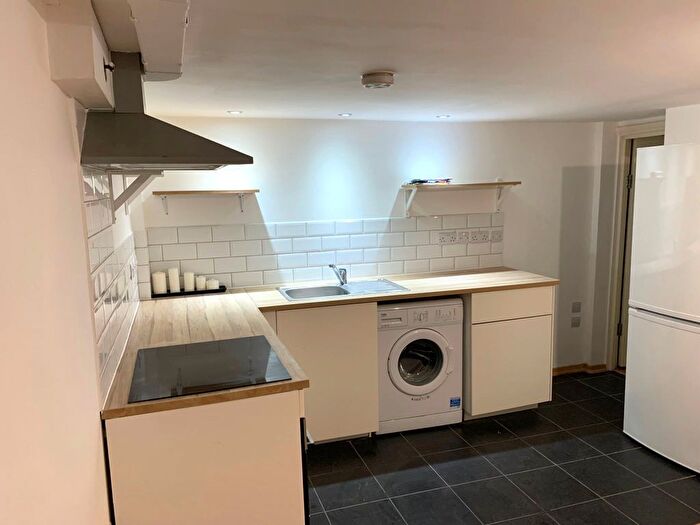 1 Bedroom Flat To Rent In Station Road, London, E7